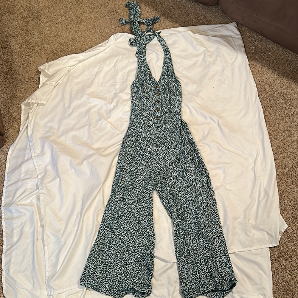 American Eagle Green Floral Jumpsuit Romper